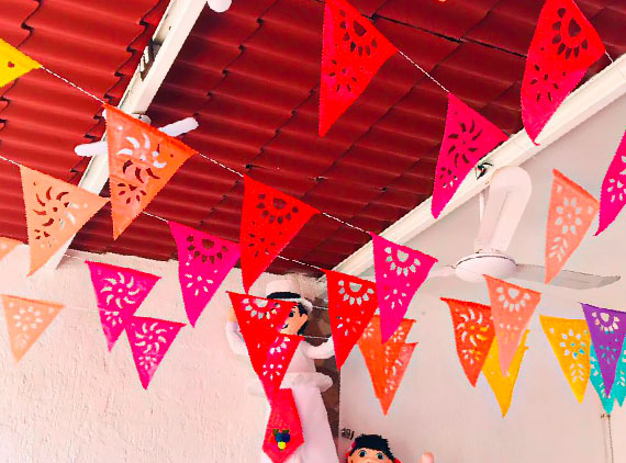 Banderines de papel picado, Decoraciones Victoria